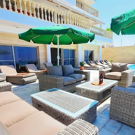 Katina Beach וילה *