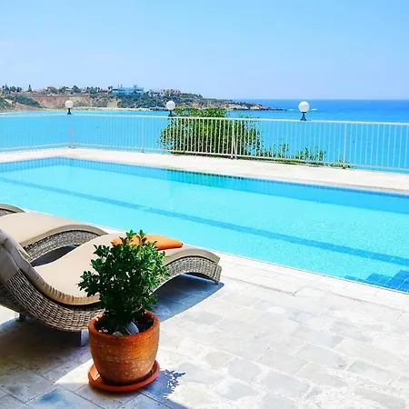 Katina Beach