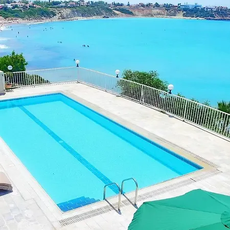 Katina Beach Villa *
