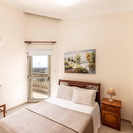 Villa Katina *
