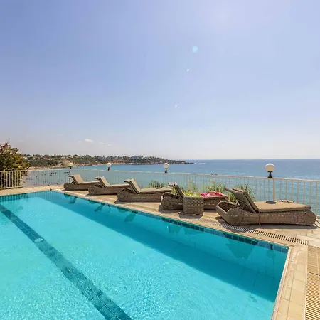 Katina Villa *
