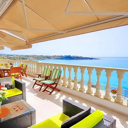 Katina Beach Villa Peyia